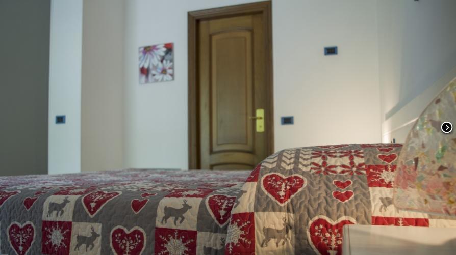 Nuovo Hotel Tripoli Settimo Vittone Zimmer foto